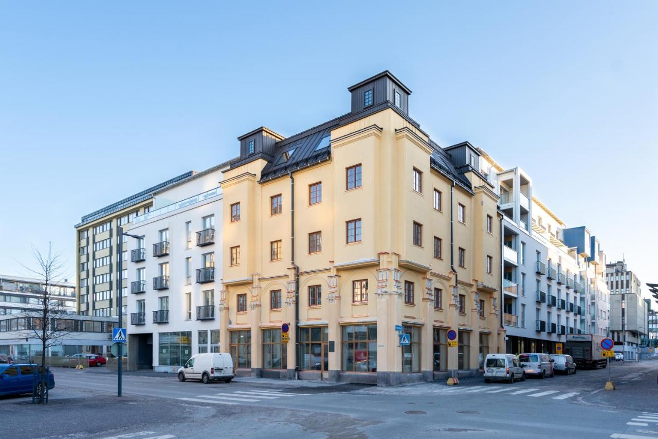 Roost Pakkahuone 1 Apartamento Oulu Exterior foto